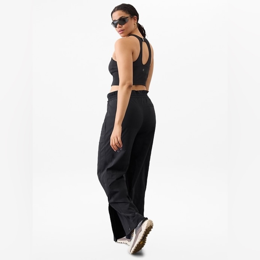 Athleta Trekkie High Rise Parachute Pant In Black - Picture 6 of 14